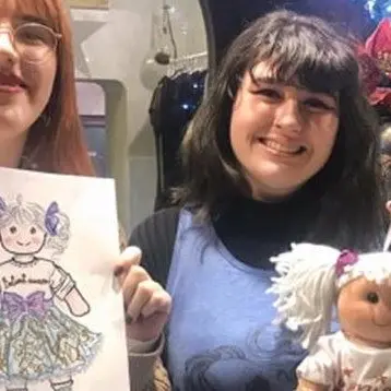 Da Milano a Lamezia, l'impegno della stilista Stella contro la violenza sulle donne