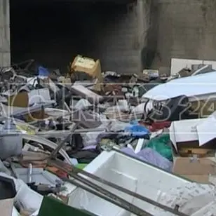 Cosenza, una bomba ecologica pronta a esplodere a due passi dal fiume Crati