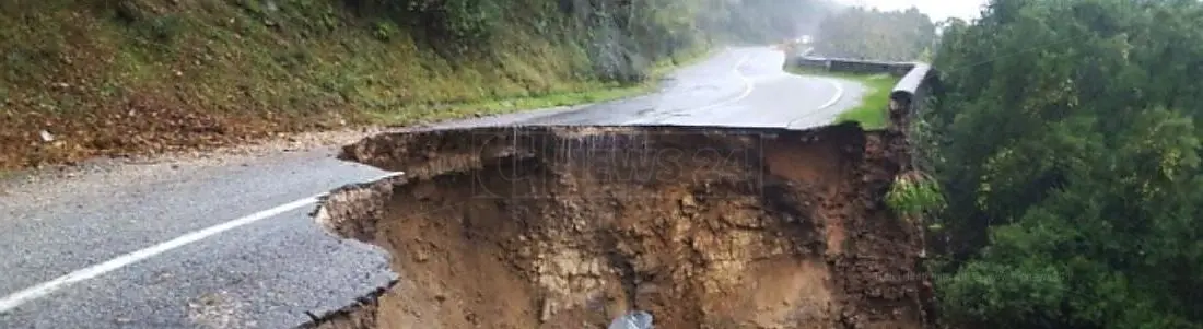 Maltempo, la Calabria fa fatica a rialzarsi. Alcuni Comuni decidono la chiusura delle scuole