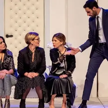 Rende, verso il sold out lo spettacolo con Maria Grazia Cucinotta