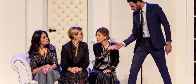 Rende, verso il sold out lo spettacolo con Maria Grazia Cucinotta