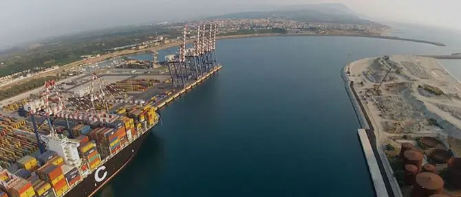 Zes, spariscono i 300 milioni stanziati ad aprile. Confartigianato contesta il governo