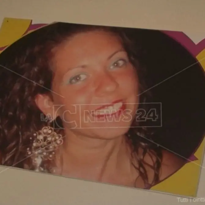 Dal dolore per la morte della figlia e della nipotina all'impegno per gli altri, la storia di Pinella