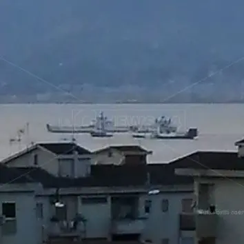 Fiamme su un traghetto in viaggio tra Reggio e Messina, in salvo i 22 passeggeri