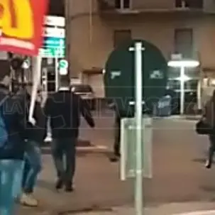 Cosenza, la protesta dei lavoratori Seatt si sposta: code e disagi allo svincolo autostradale