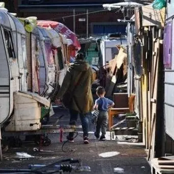 Bimba di cinque mesi muore in un campo Rom, indagini in corso