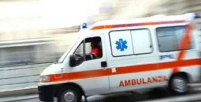 Tragedia ad Acquappesa, uomo muore schiacciato da un masso
