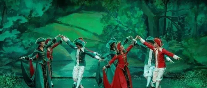 Danza e prosa: al Politeama in arrivo Dracula e la bella addormentata