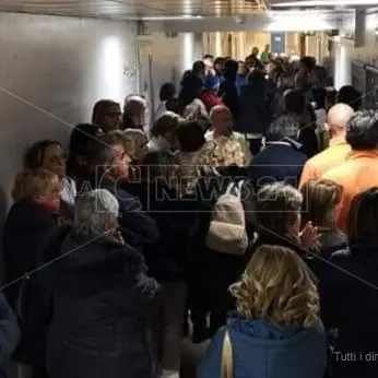 Ospedali di Cosenza nel caos, lavoratori in agitazione: dichiarata unità di crisi