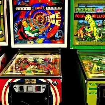 Il re del flipper che con 50 lire regnava sul bar. Oggi dominano le slot machine