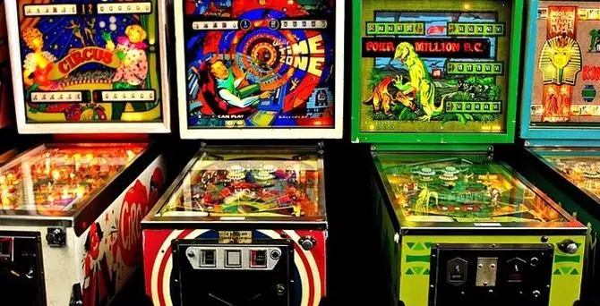 Il re del flipper che con 50 lire regnava sul bar. Oggi dominano le slot machine