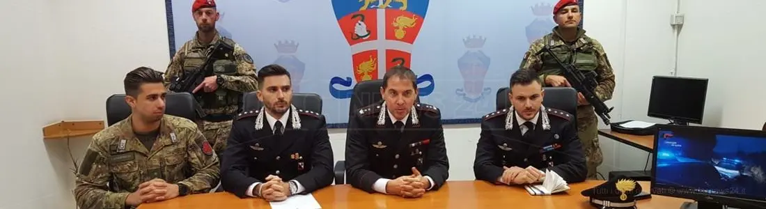 Pietro Accorinti aspettava il caffè ma a bussare alla porta sono stati i carabinieri