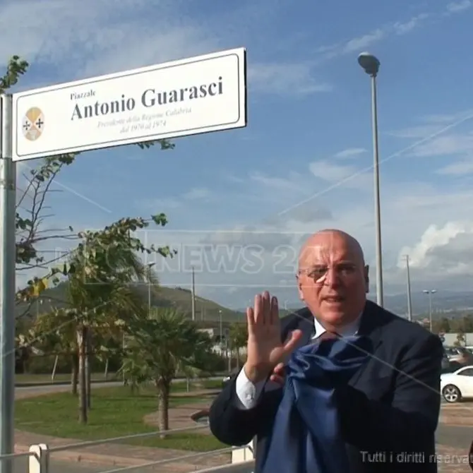 Alla cittadella regionale inaugurata la galleria dei presidenti