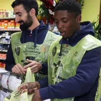 Colletta alimentare, in Calabria raccolte 150 tonnellate di cibo: donazioni in calo