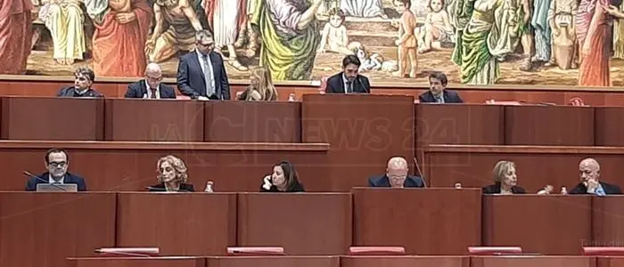 Regione costretta a mettere soldi da parte fino al 2044 per avere l'ok ai bilanci dai revisori