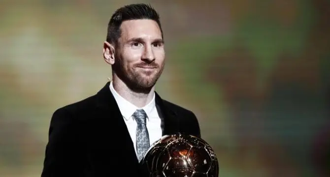 Pallone d'oro a Messi: è il sesto per il calciatore del Barcellona, nessuno come lui