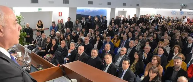 Cosenza, la Camera di Commercio premia le imprese storiche