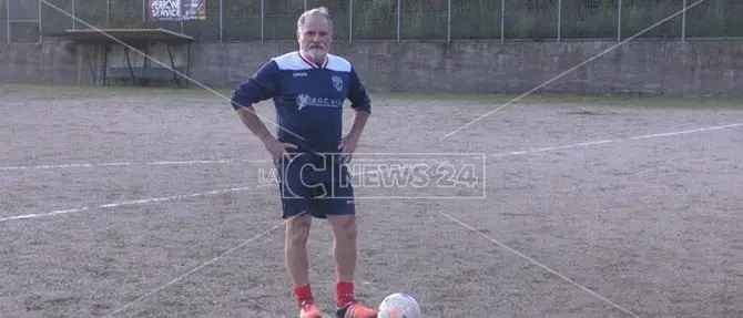 A 63 anni segna e colleziona più gol di Ronaldo: la favola del bomber Angelo Ricca