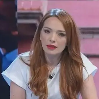 Regionali, le Sardine insistono: «Passo indietro di tutti i candidati»