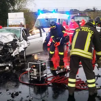Scontro frontale sulla Silana-Crotonese, cinque i feriti