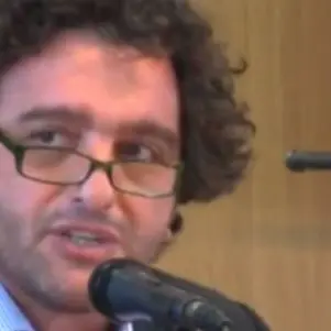 Il candidato del M5s Aiello apre a Callipo per sbarrare la strada alla Lega: «Facciamo unità»