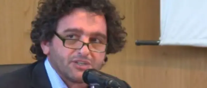 Il candidato del M5s Aiello apre a Callipo per sbarrare la strada alla Lega: «Facciamo unità»