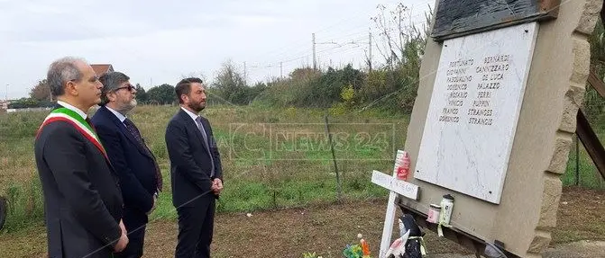 Il viceministro Cancelleri ricorda i ciclisti di Lamezia: «Sicurezza subito»