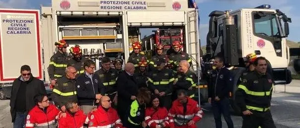 Usato per cercare persone sotto le macerie, ai vigili del fuoco un mezzo Usar