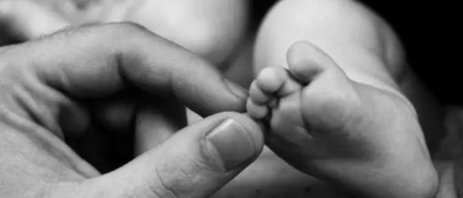 La forza della vita non attende: il piccolo Giulio nasce in ambulanza