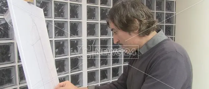 Arte e design, le contaminazioni di Stoyanov affascinano Amantea