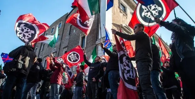 Casapound vince ricorso contro Facebook: «Riattivare la pagina»