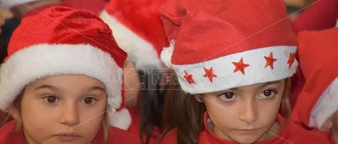 Concerto di Natale al Vespucci di Vibo Marina: note contro lo spreco alimentare