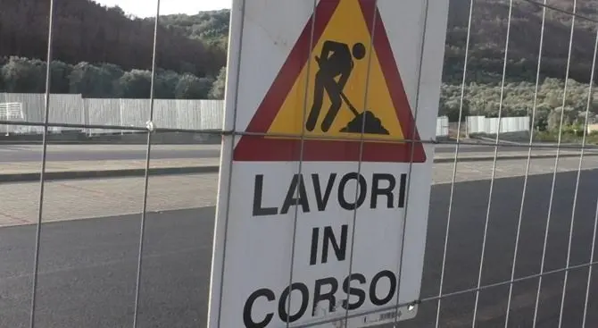 Palmi: una città tra l'ombra del dissesto, incompiute e milioni di euro sperperati