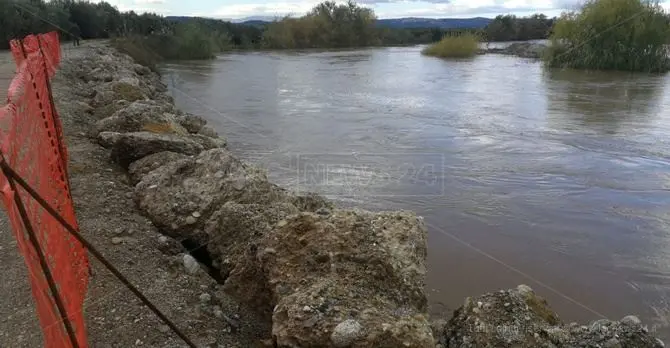 Maltempo, a Corigliano-Rossano il Crati torna a far paura