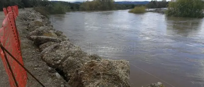 Maltempo, a Corigliano-Rossano il Crati torna a far paura