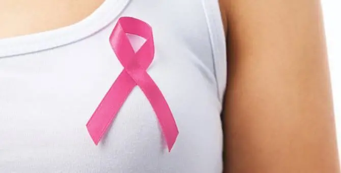 Prevenzione tumori, Raffaele Lamezia in campo con il “fiocco rosa”