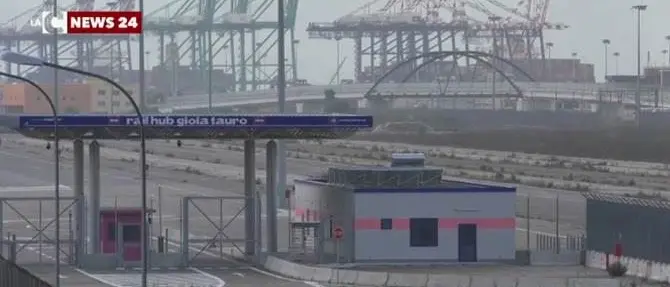 Il gateway ferroviario al porto di Gioia Tauro, ennesimo monumento allo spreco?