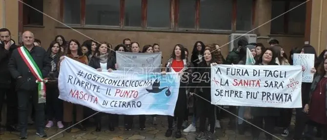 Punto nascita Cetraro ancora chiuso, il sindaco pronto ad occupare gli uffici del commissario