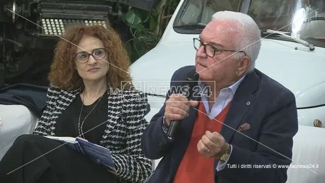 Nero di Seppia, Gregorio Corigliano racconta il fascino di una Calabria perduta