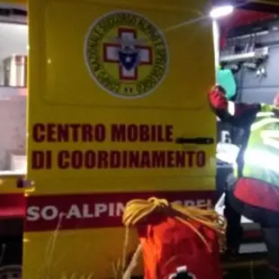 Turista si perde nei boschi del Pollino, ritrovata insieme al suo cane