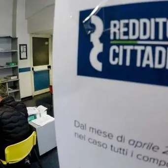 Percepivano indebitamente il reddito di cittadinanza, 41 denunce