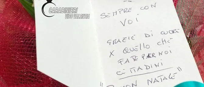 Maxiblitz, fiori e caffè offerti dai vibonesi ai carabinieri