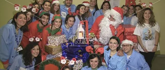 Giochi rubati ai bimbi malati, i regali della solidarietà arrivano in corsia