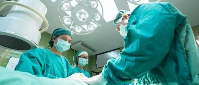 Sanità all'avanguardia, a Cosenza un innovativo intervento di cardichirurgia