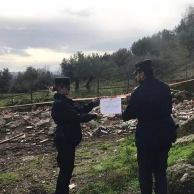 Smaltimento illecito di rifiuti, tre persone denunciate a Montalto