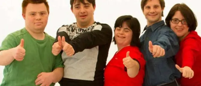 Filadelfia, ragazzi down offesi in pizzeria: «Siamo nauseati, spostateli»