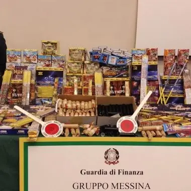 Sequestrati 18mila botti illegali: venivano venduti anche on line