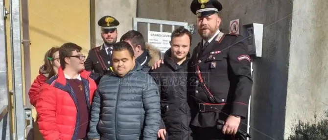 I ragazzi down insultati a Filadelfia accolti dai carabinieri