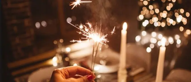 Il capodanno dei calabresi tra feste in famiglia e veglioni nei locali