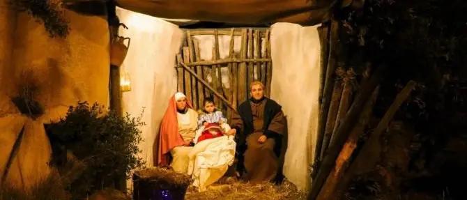Il presepe vivente di Pentone incanta i visitatori, boom di presenze
